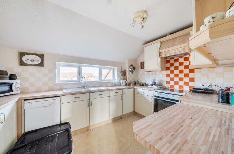 Images for Kingfisher Court, Middleton On Sea, PO22