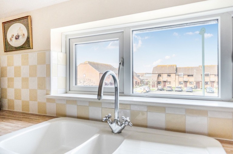Images for Kingfisher Court, Middleton On Sea, PO22