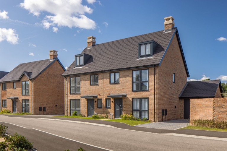 Images for Roe Deer Crescent, Hambrook, PO18