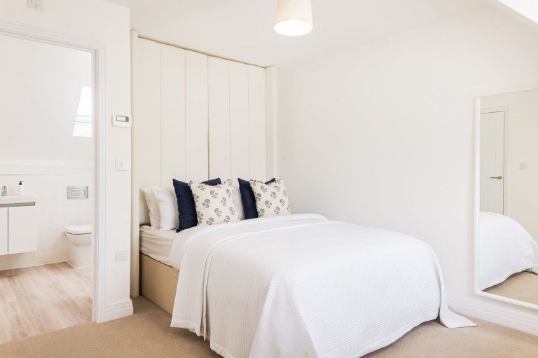 Images for Roe Deer Crescent, Hambrook, PO18