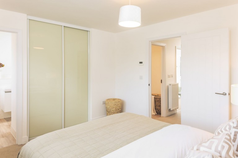 Images for Roe Deer Crescent, Hambrook, PO18