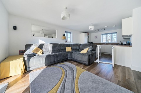 Click the photo for more details of Potters Way, North Bersted, PO21