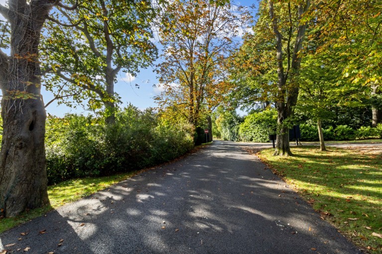 Images for Graylands Manor, Langhurstwood Road, RH12