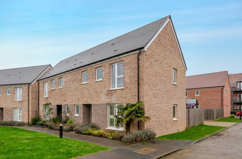 Click the photo for more details of Ambrose Rigge Walk, Chichester, PO19
