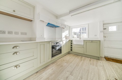 Click the photo for more details of St. Pancras, Chichester, PO19