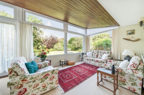 Click the photo for more details of Kingsway, Craigweil Estate, PO21