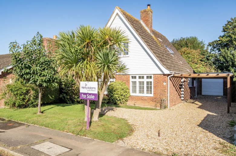 Click the photo for more details of Elmstead Park Road, West Wittering, PO20