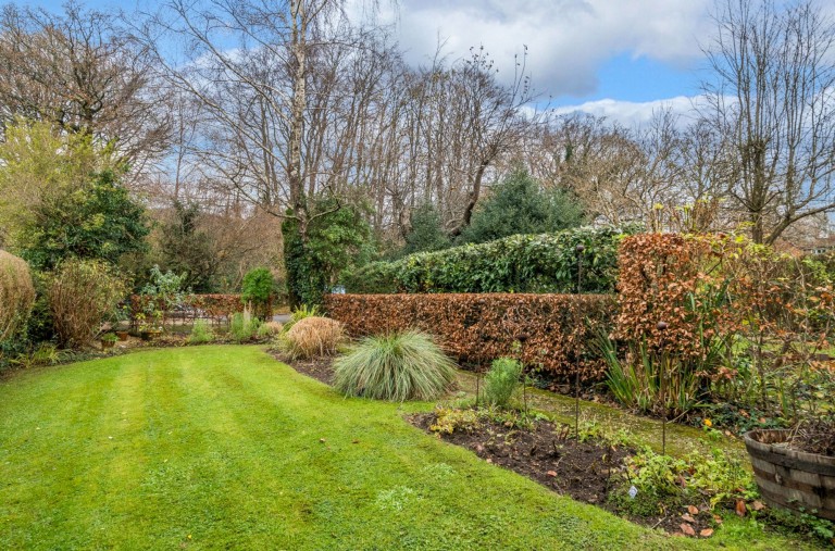 Images for Copse Road, Haslemere, GU27