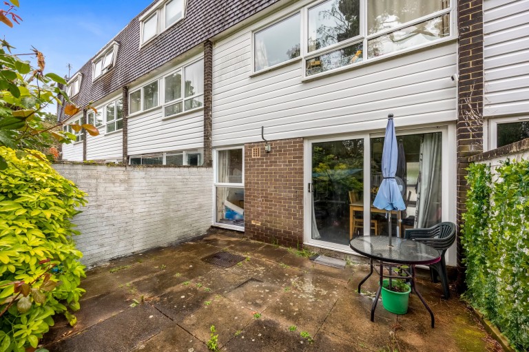 Images for Hawthorn Close, Horsham, RH12