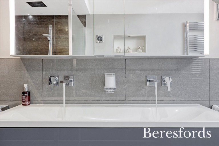 Images for Goshawk Drive, Chelmsford, Essex, CM2