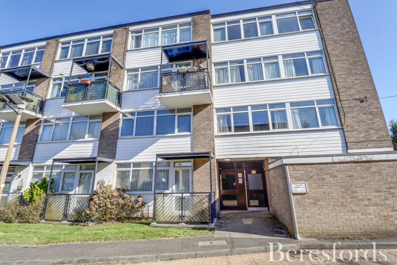 Click the photo for more details of Pompadour Close, Warley, Brentwood, CM14