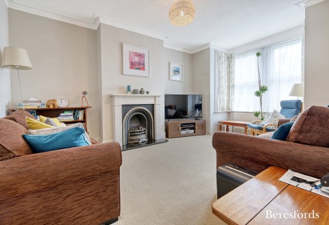 Click the photo for more details of Park Road, Brentwood, CM14