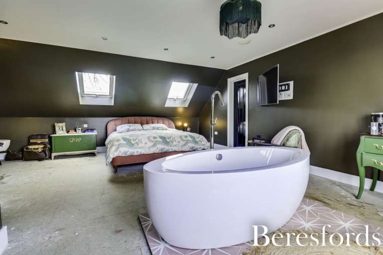 Images for London Road, Brentwood, Essex, CM14