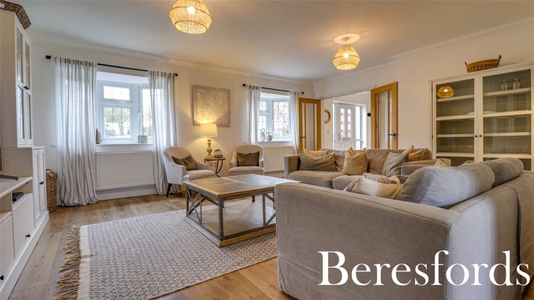 Images for Coxtie Green Road, Pilgrims Hatch, Brentwood, CM14