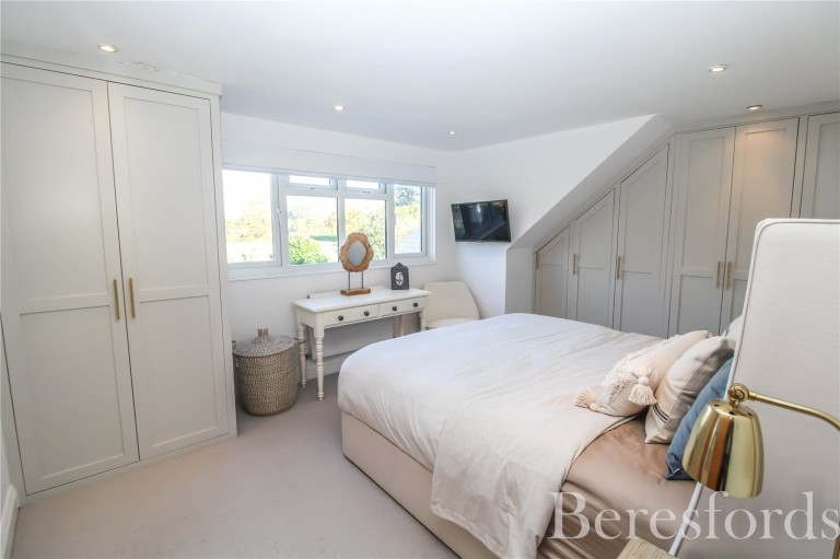 Images for Coxtie Green Road, Pilgrims Hatch, Brentwood, CM14
