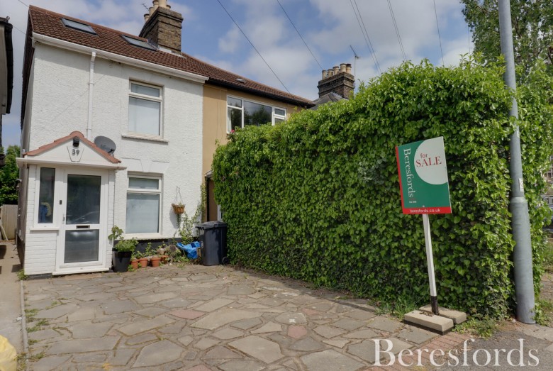 Click the photo for more details of North Road, Brentwood, Essex, CM14