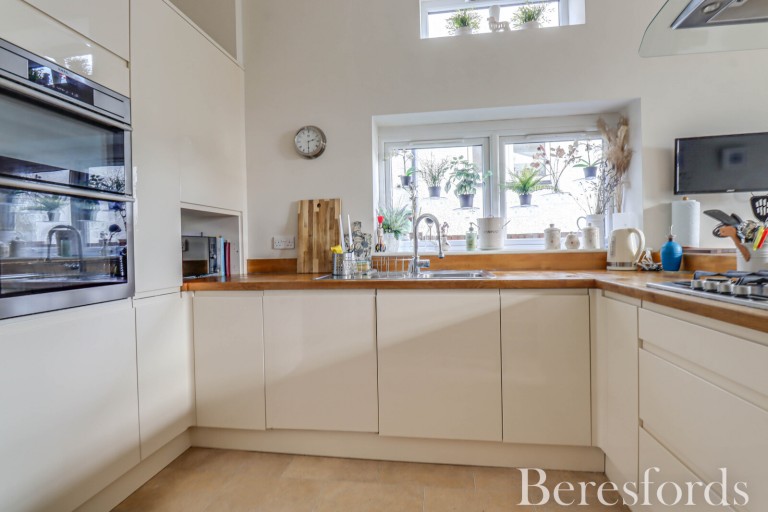 Images for Park Road, Brentwood, Essex, CM14