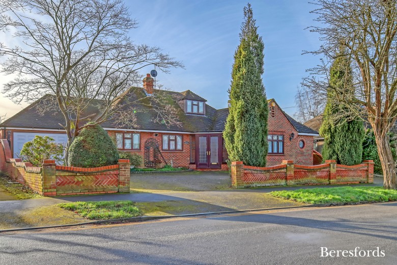 Click the photo for more details of St. Johns Avenue, Warley, Brentwood, Essex, CM14
