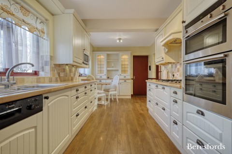 Click the photo for more details of St. Johns Avenue, Warley, Brentwood, Essex, CM14
