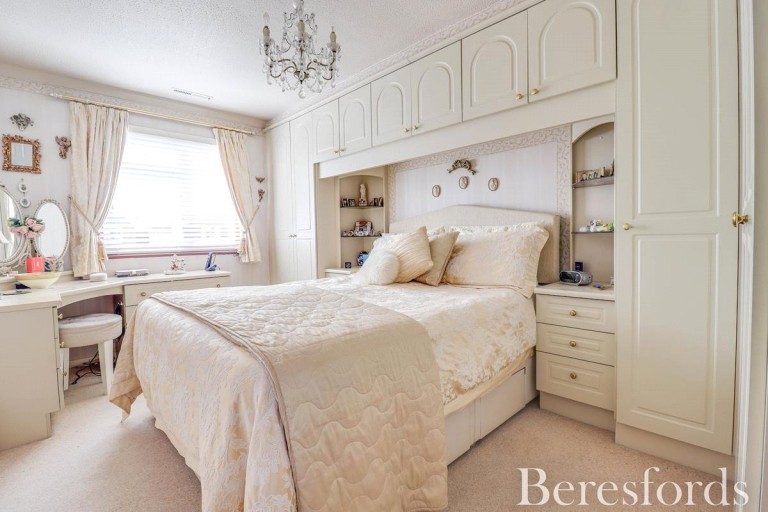 Images for Glovers Field, Kelvedon Hatch, Brentwood, Essex, CM15