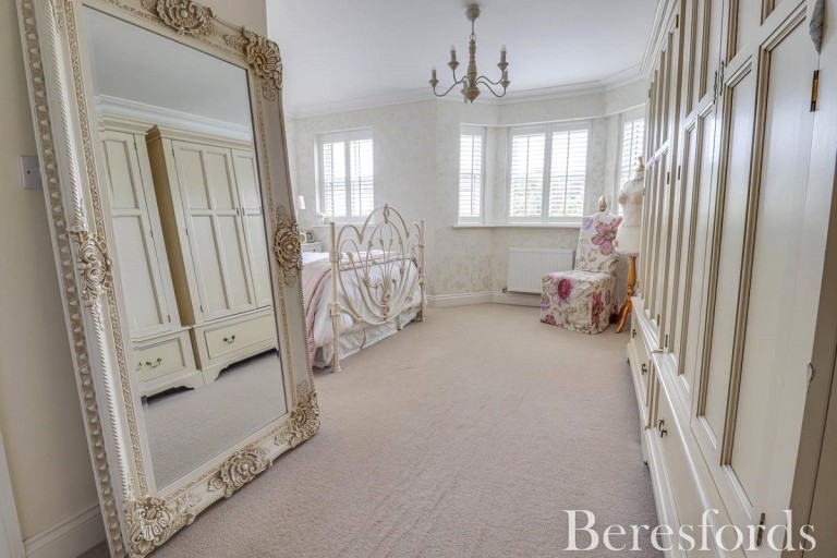 Images for Robin Hood Road, Brentwood, Essex, CM15