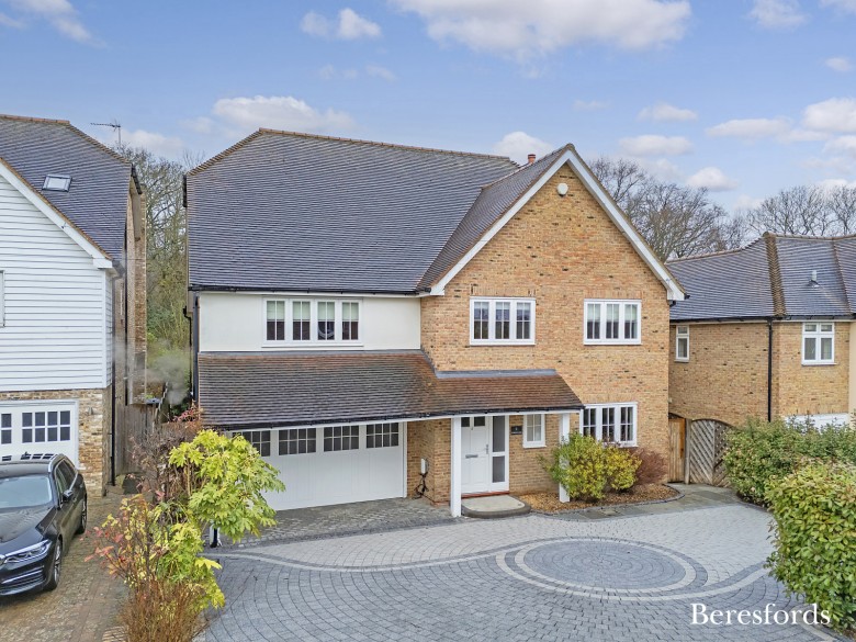 Click the photo for more details of Worrin Place, Shenfield, Brentwood, Essex, CM15