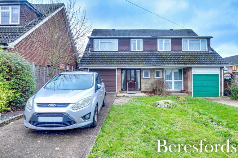 Images for Mayfield Gardens, Brentwood, Essex, CM14