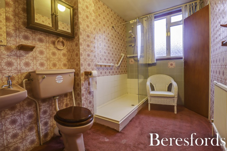 Images for Mayfield Gardens, Brentwood, Essex, CM14