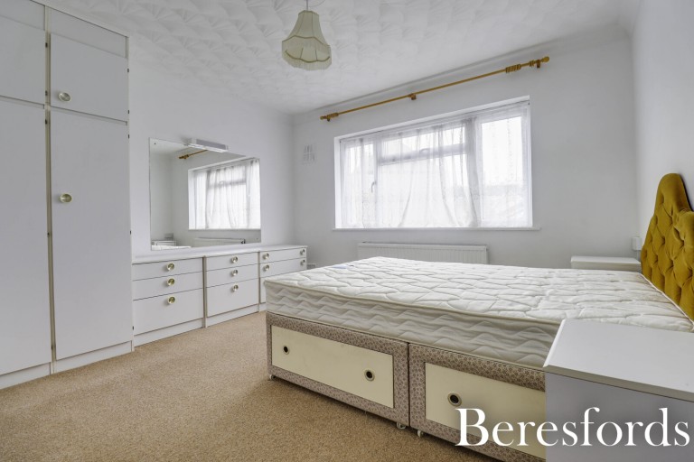 Images for Alderton Close, Pilgrims Hatch, Brentwood, Essex, CM15