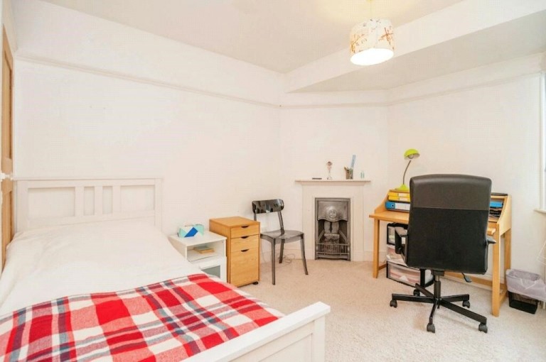 Images for Burland Road, Brentwood, Essex, CM15