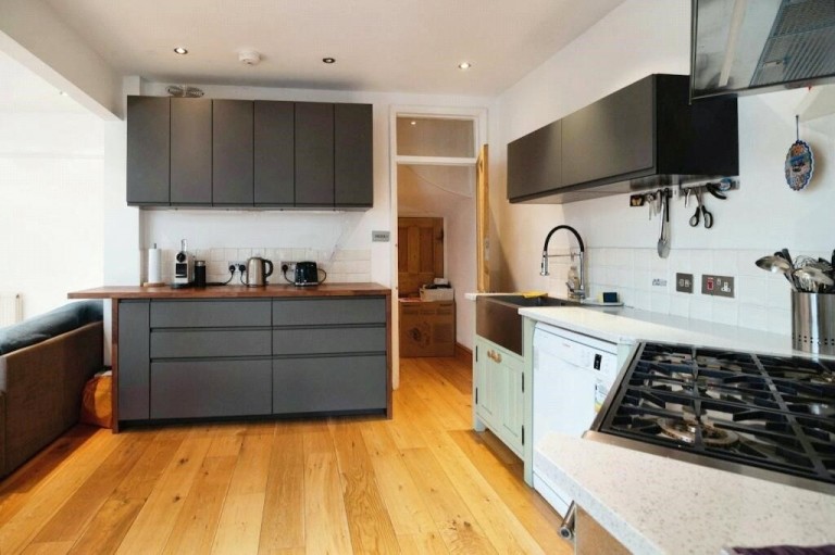 Images for Burland Road, Brentwood, Essex, CM15