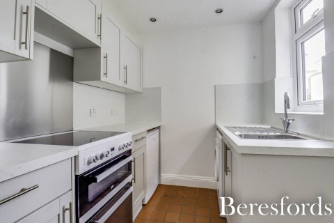 Click the photo for more details of North Road Avenue, Brentwood, Essex, CM14