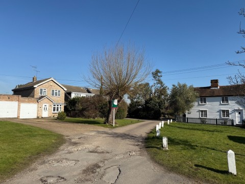 Click the photo for more details of School Lane, Ingrave, Brentwood, Essex, CM13