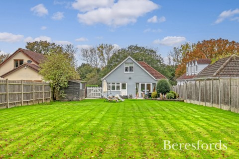 Click the photo for more details of Chelmsford Road, Shenfield, Brentwood, Essex, CM15