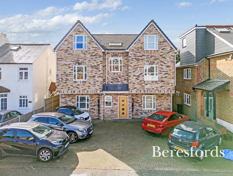 Click the photo for more details of Ongar Road, Brentwood, Essex, CM15