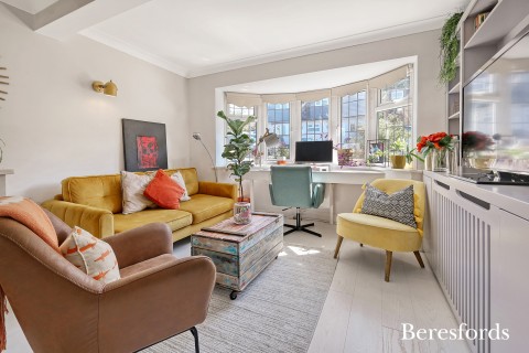 Click the photo for more details of Wren Place, Brentwood, Essex, CM14