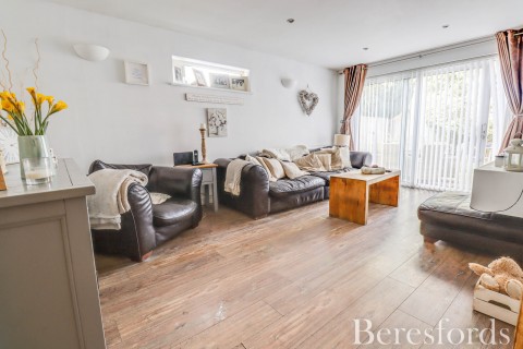 Click the photo for more details of Willowdene Court, Warley, Brentwood, Essex, CM14