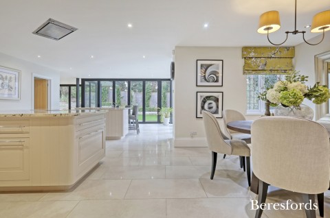Click the photo for more details of Lakeside Crescent, Brentwood, Essex, CM14