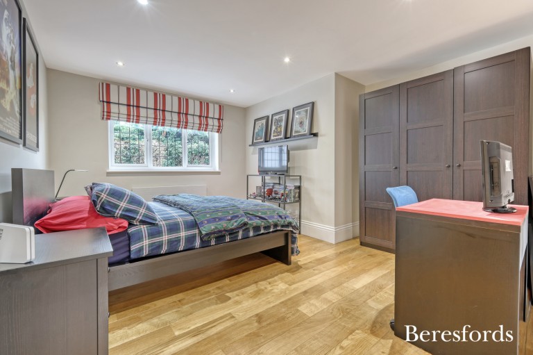 Images for Lakeside Crescent, Brentwood, Essex, CM14