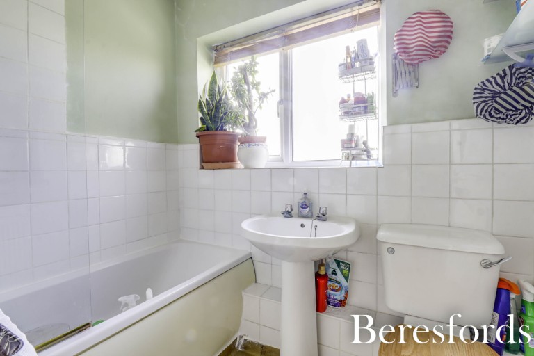 Images for Crown Street, Brentwood, Essex, CM14