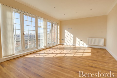 Click the photo for more details of Kipling Close, Warley, Brentwood, Essex, CM14