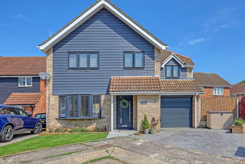 Click the photo for more details of Truman Close, Laindon West, Essex, SS15