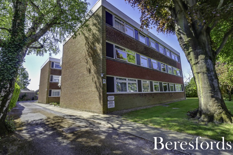 Click the photo for more details of Highland Avenue, Brentwood, Essex, CM15