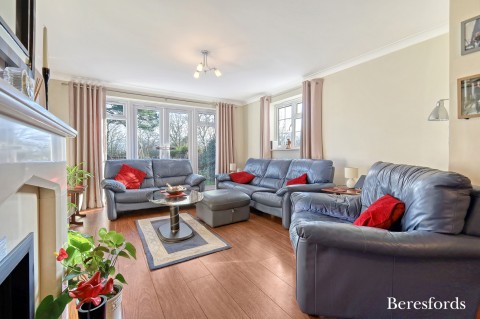 Click the photo for more details of High View Rise, Crays Hill, Billericay, Essex, CM11