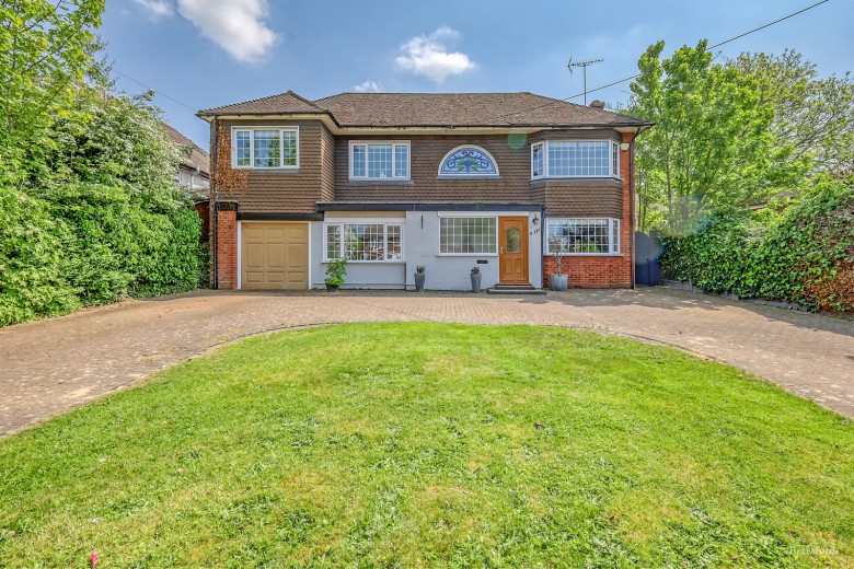 Click the photo for more details of Western Road, Billericay, Essex, CM12