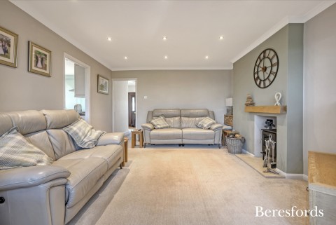 Click the photo for more details of High View Rise, Crays Hill, Billericay, Essex, CM11