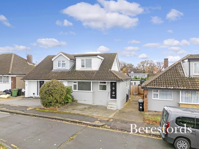 Click the photo for more details of Bootham Close, Billericay, Essex, CM12