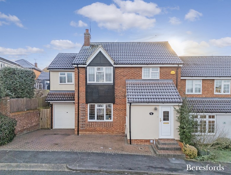 Click the photo for more details of Eccleston Gardens, Billericay, Essex, CM12