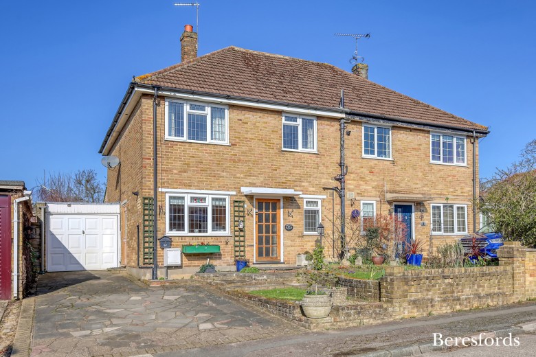 Click the photo for more details of Upland Close, Billericay, Essex, CM12