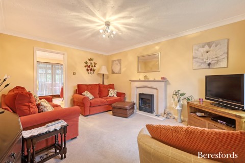 Click the photo for more details of Devereux Way, Billericay, Essex, CM12